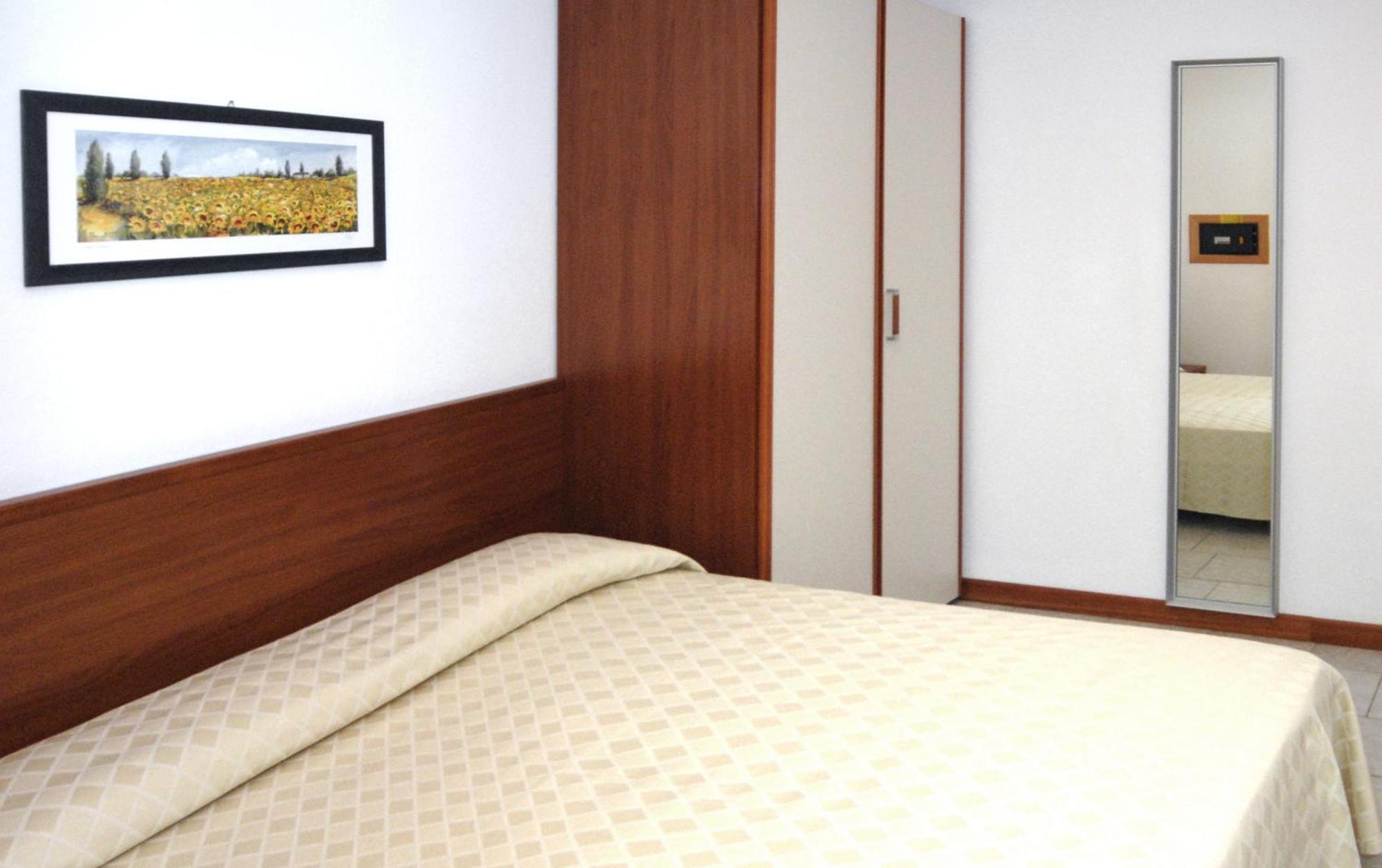 Elios Appartement Bibione Buitenkant foto
